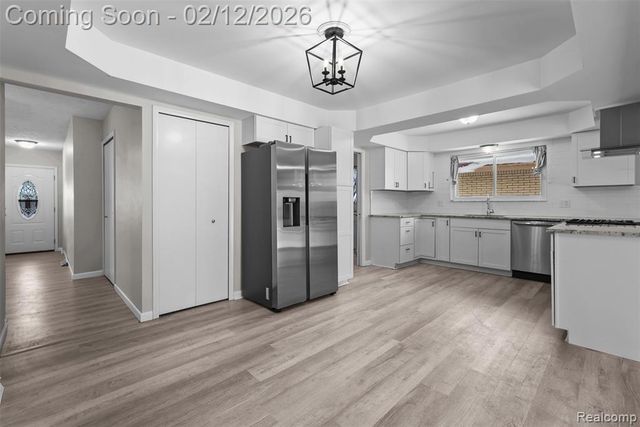 37136 Tricia Drive, Sterling Heights, MI 48310