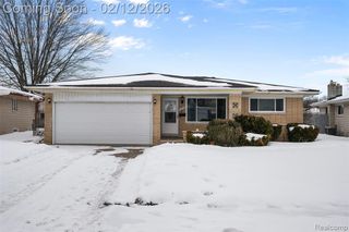 37136 Tricia Drive, Sterling Heights, MI 48310