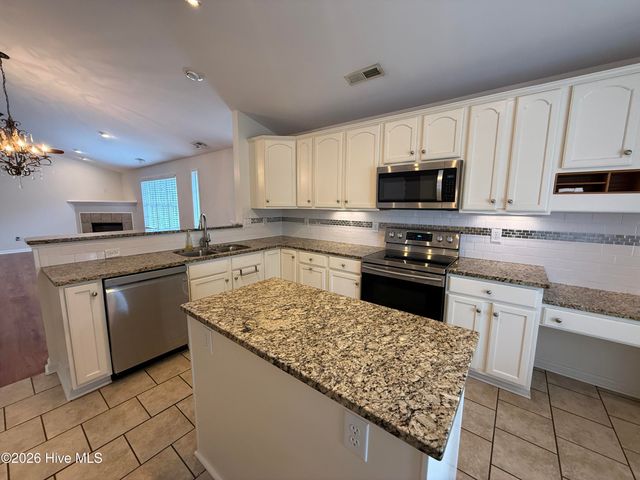4913 Coronado Drive, Wilmington, NC 28409