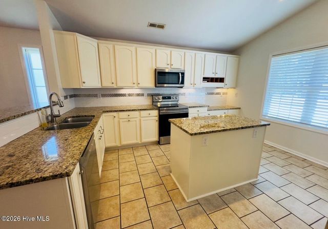 4913 Coronado Drive, Wilmington, NC 28409