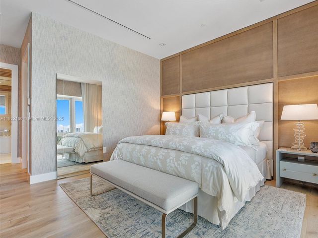 102 24th St PH-1613, Miami Beach, FL 33139