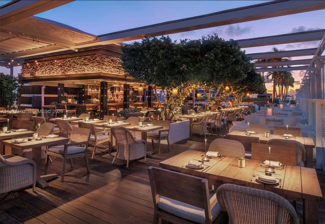 102 24th St PH-1613, Miami Beach, FL 33139