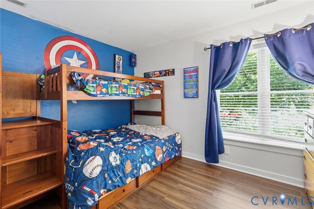 5613 Woods Walk Rd, Midlothian, VA 23112