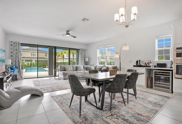 7417 SPARKLING COURT, Reunion, FL 34747