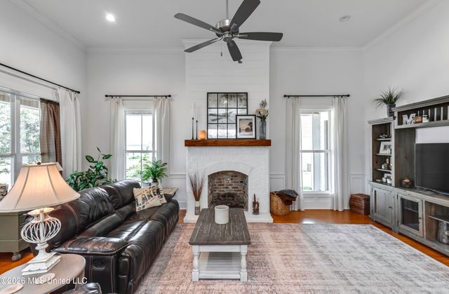 1002 Crepe Myrtle Drive, Brandon, MS 39047