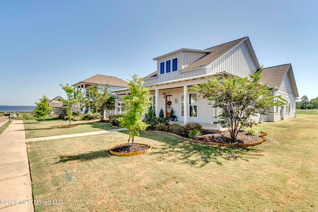 1002 Crepe Myrtle Drive, Brandon, MS 39047