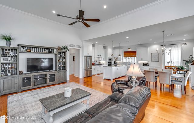1002 Crepe Myrtle Drive, Brandon, MS 39047