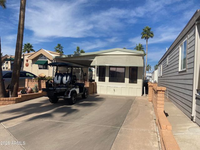 1340 W Inuit Avenue, Apache Junction, AZ 85119