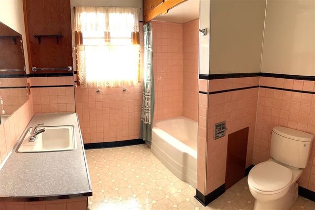 106 N Erie Street, Three Rivers, MI 49093