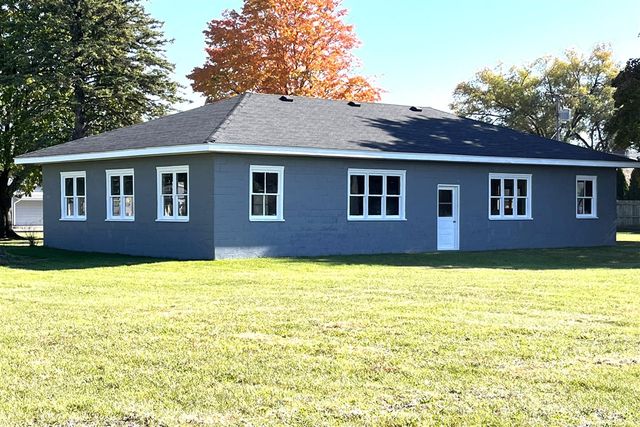 106 N Erie Street, Three Rivers, MI 49093