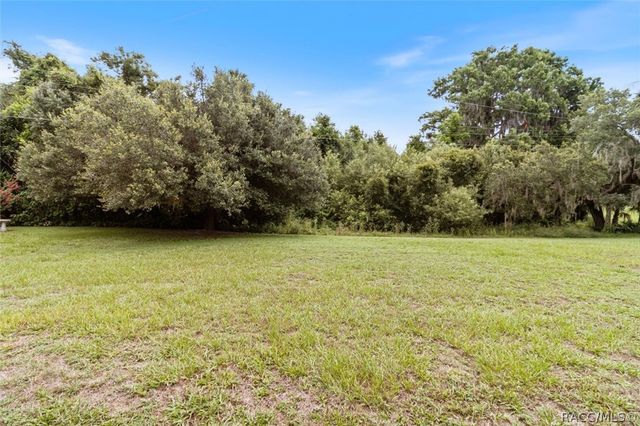 813 Pritchard Island Road, Inverness, FL 34450