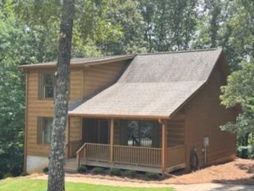 202 HANNAHS Drive, Dahlonega, GA 30533