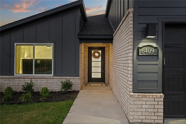 6312 NW Zella Street, Bentonville, AR 72713