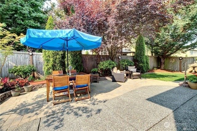 921 274th Way SE, Sammamish, WA 98075