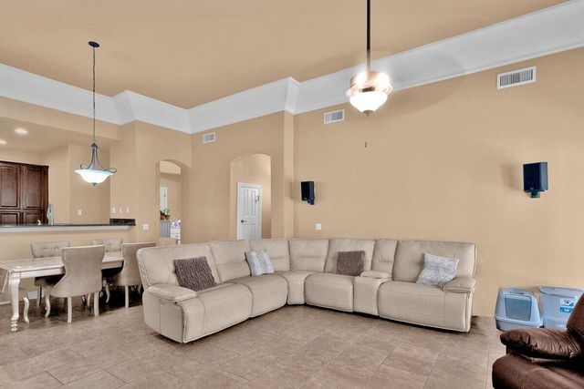 5413 ROBERTO AVALOS Court, El Paso, TX 79934