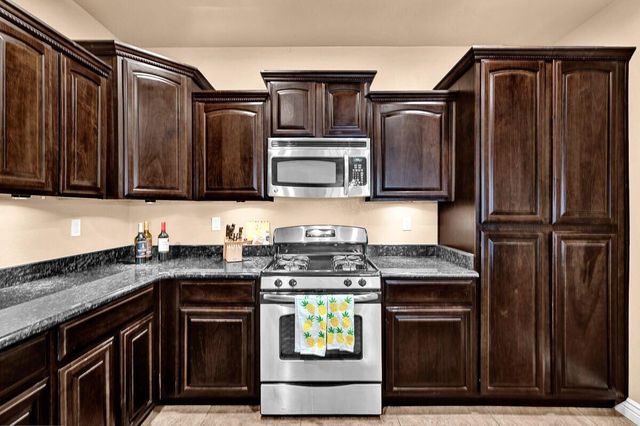 5413 ROBERTO AVALOS Court, El Paso, TX 79934