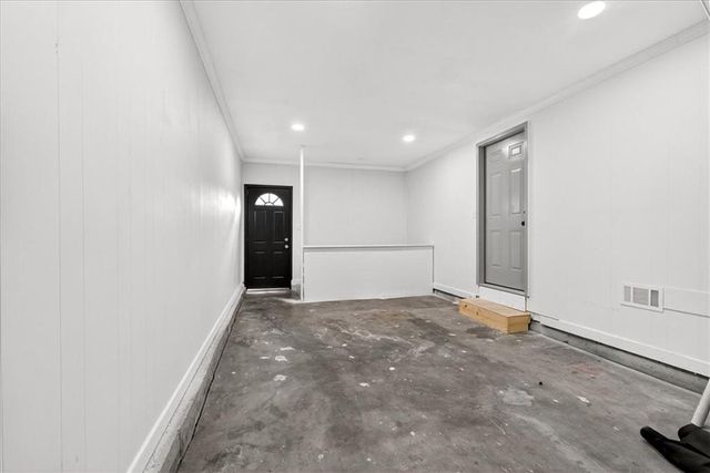 403 NE Howard Avenue, Lee's Summit, MO 64063