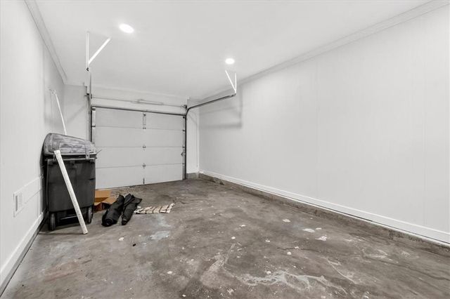 403 NE Howard Avenue, Lee's Summit, MO 64063