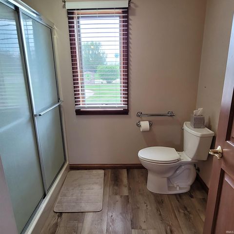 204 Steeplechase Drive, Auburn, IN 46706