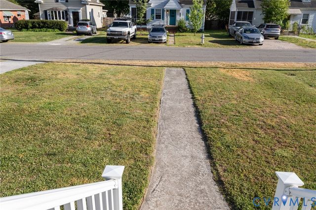 2116 Maplewood Rd, Henrico, VA 23228
