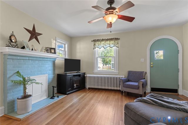 2116 Maplewood Rd, Henrico, VA 23228