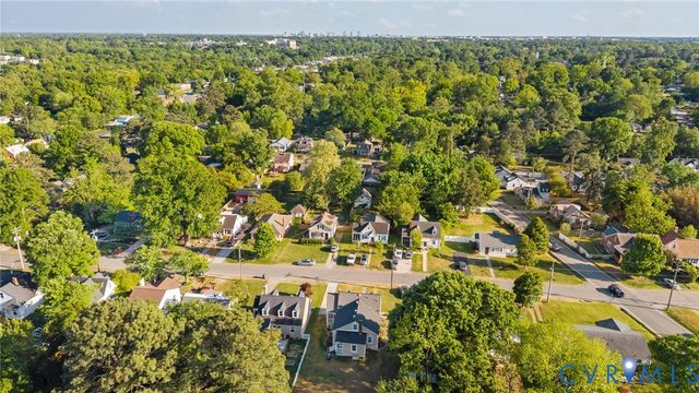 2116 Maplewood Rd, Henrico, VA 23228