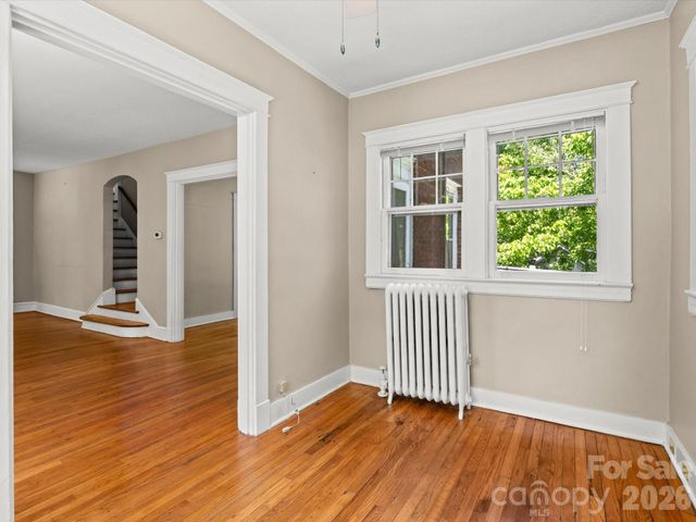 15 Sylvan Avenue, Asheville, NC 28801