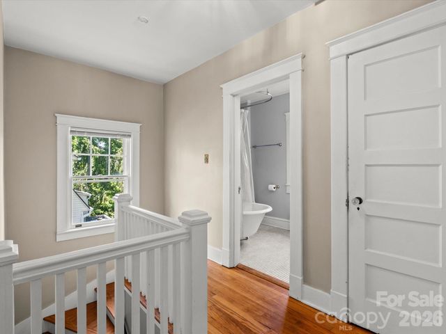 15 Sylvan Avenue, Asheville, NC 28801