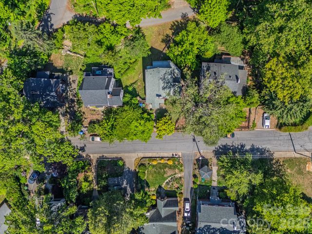 15 Sylvan Avenue, Asheville, NC 28801