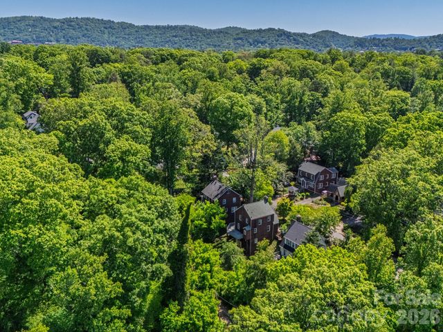 15 Sylvan Avenue, Asheville, NC 28801