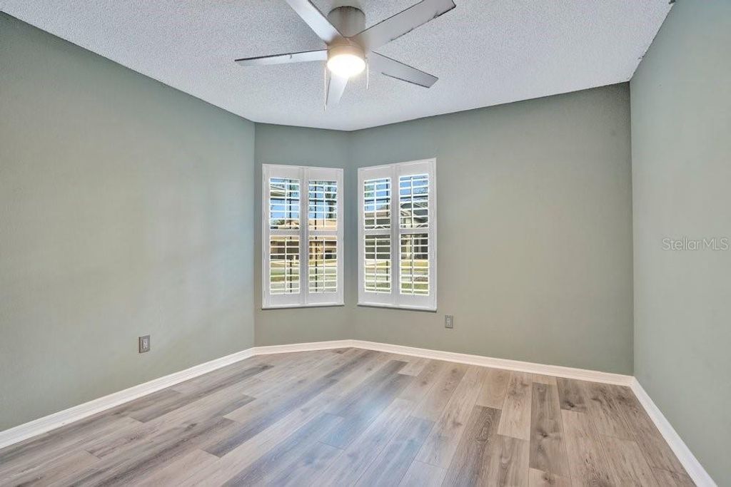 Image 24 of property listing at 1001 PIEDMONT OAKS DRIVE, Apopka, FL 32703