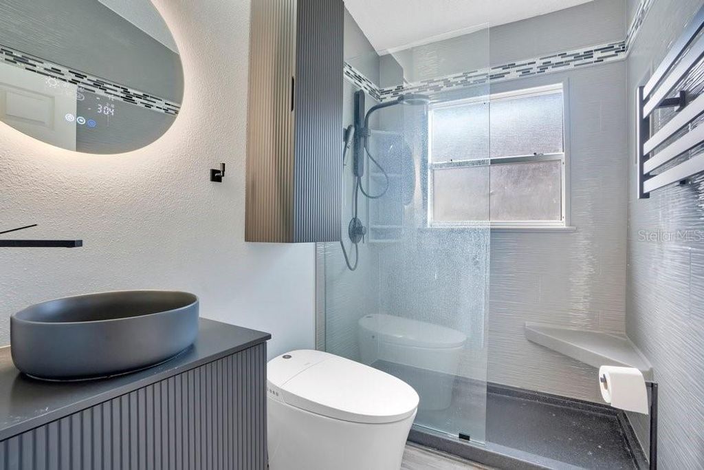 Image 26 of property listing at 1001 PIEDMONT OAKS DRIVE, Apopka, FL 32703