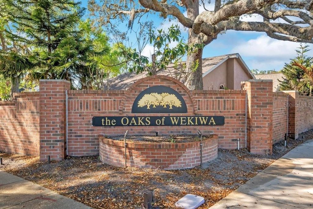 Image 35 of property listing at 1001 PIEDMONT OAKS DRIVE, Apopka, FL 32703