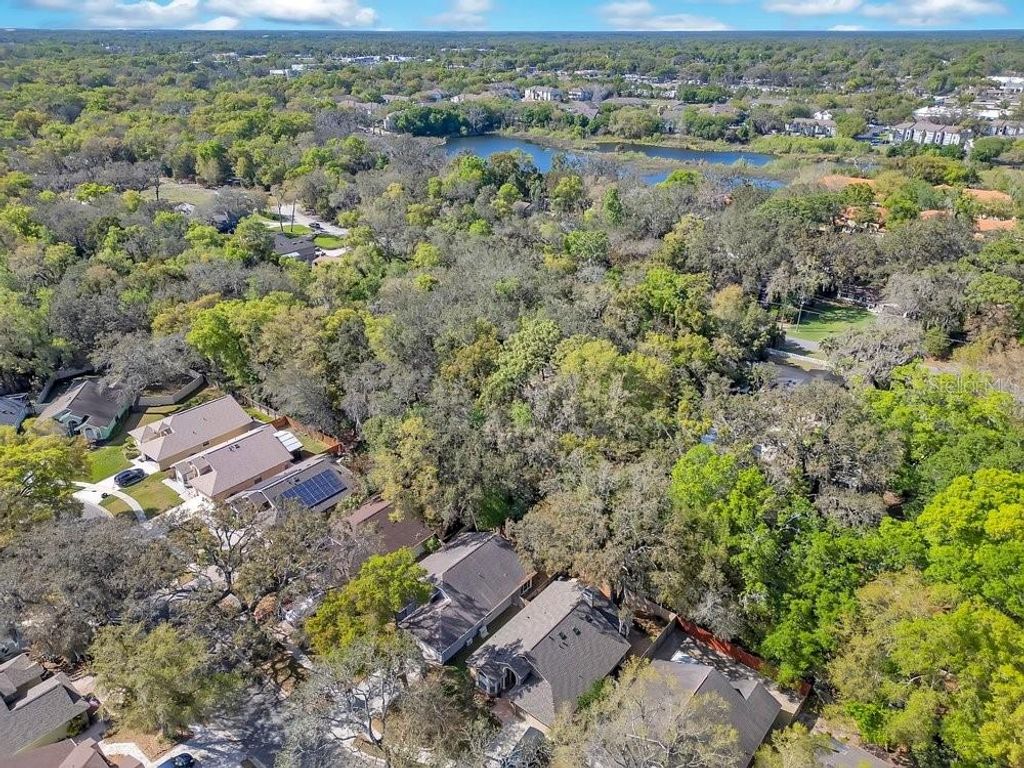 Image 39 of property listing at 1001 PIEDMONT OAKS DRIVE, Apopka, FL 32703