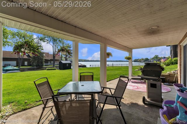 3812 Maiden Street, Waterford Charter Township, MI 48329