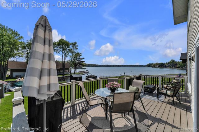 3812 Maiden Street, Waterford Charter Township, MI 48329