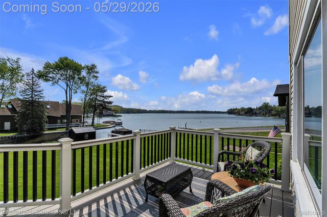 3812 Maiden Street, Waterford Charter Township, MI 48329