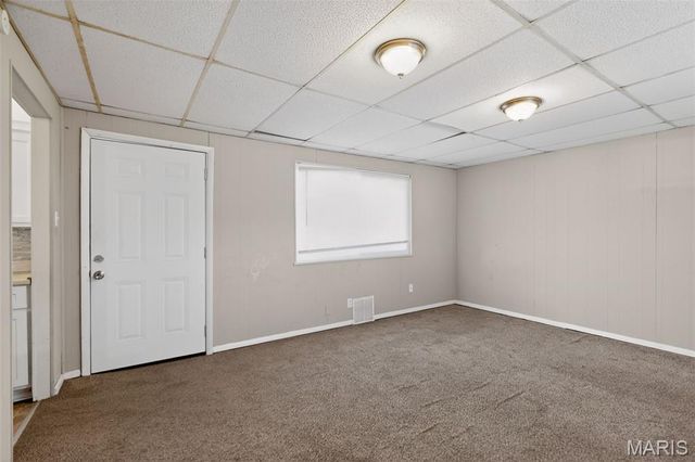 5616 Parchester Drive, St Louis, MO 63121