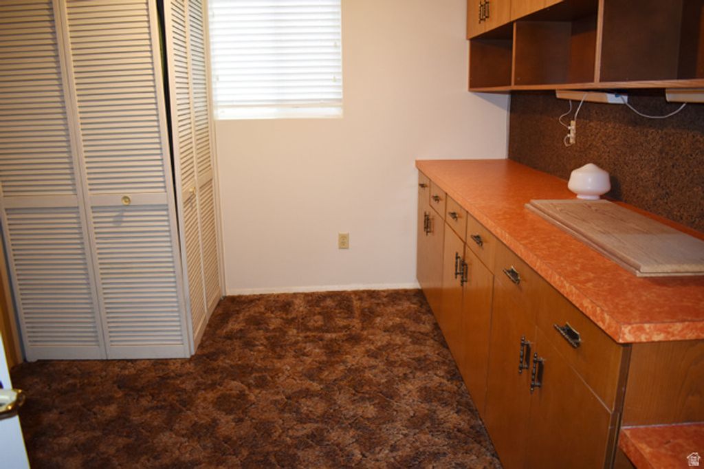 Image 16 of property listing at 5316 S 2150 W, Taylorsville, UT 84129