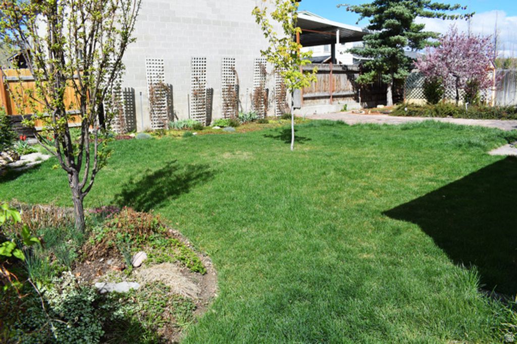 Image 28 of property listing at 5316 S 2150 W, Taylorsville, UT 84129