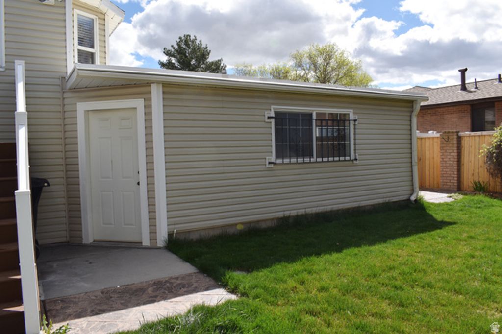 Image 30 of property listing at 5316 S 2150 W, Taylorsville, UT 84129