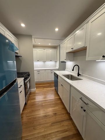 13 Ebbett Ave 13, Quincy, MA 02170