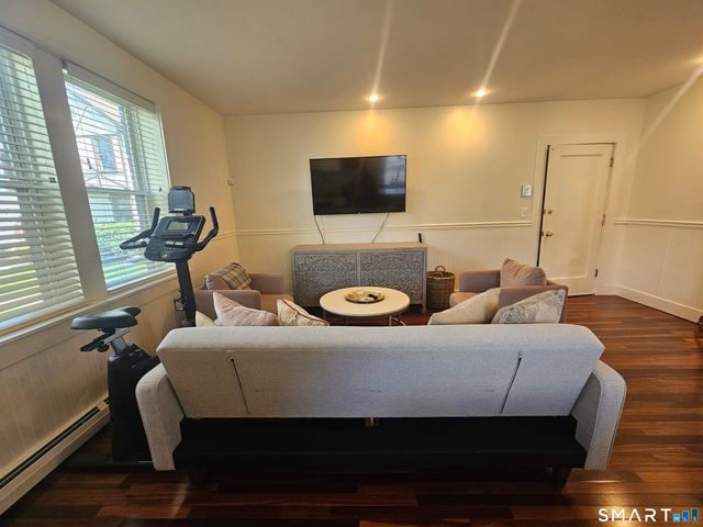 337 Alden Avenue 8, New Haven, CT 06515