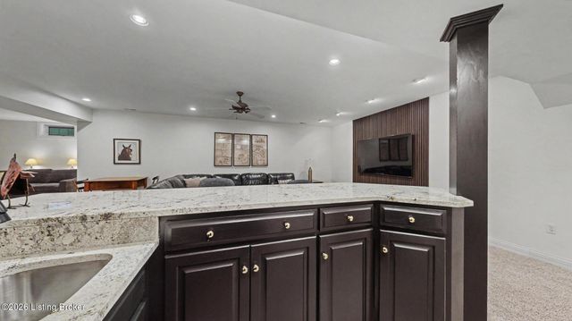 6209 Walnut Ridge Trail, Prospect, KY 40059