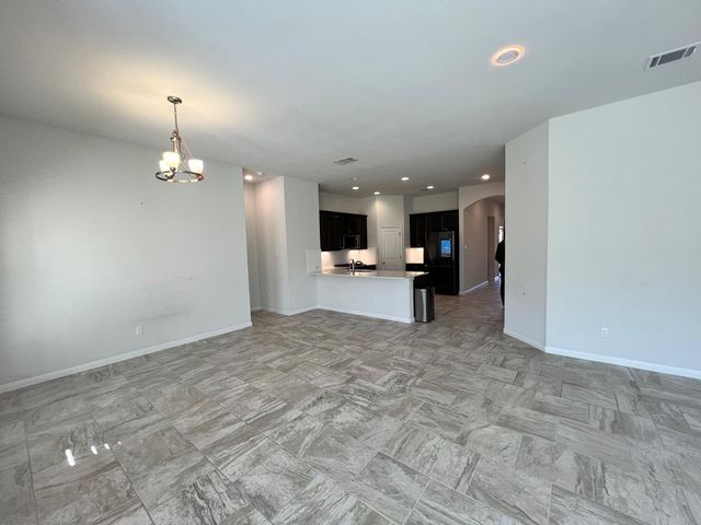 528 Elm Green ST, Hutto, TX 78634