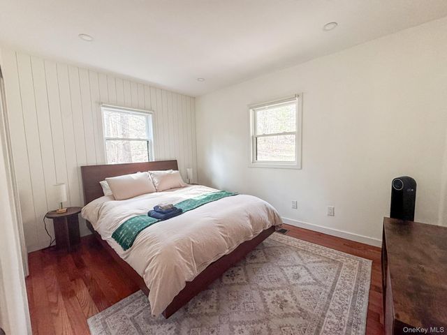 16 Burpo Lane, Kerhonkson, NY 12446