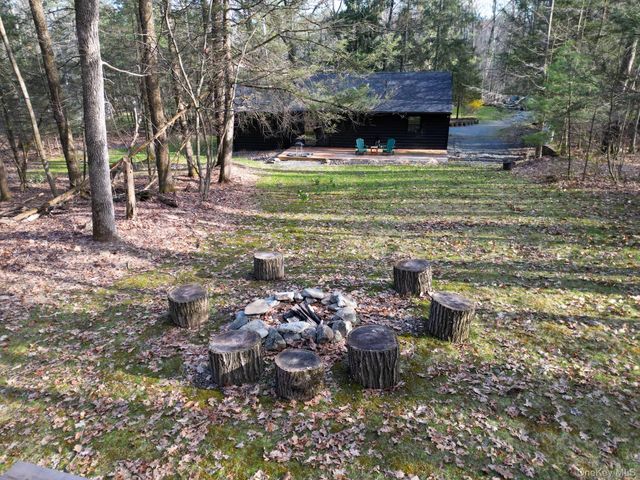 16 Burpo Lane, Kerhonkson, NY 12446
