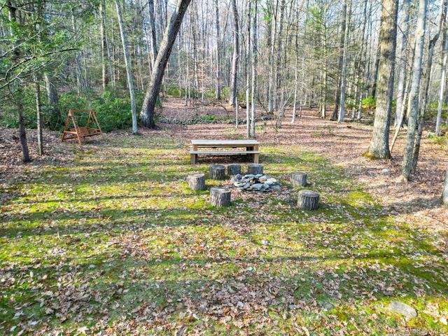 16 Burpo Lane, Kerhonkson, NY 12446