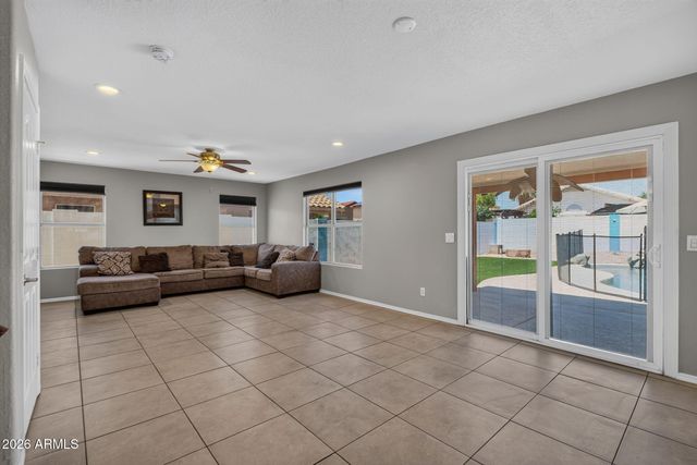 12602 W CAMBRIDGE Avenue, Avondale, AZ 85392