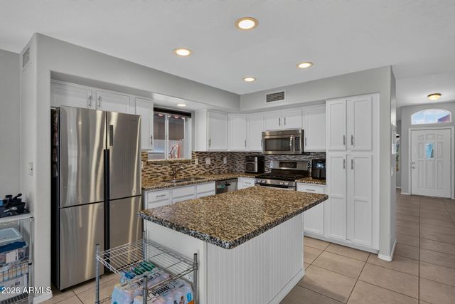 12602 W CAMBRIDGE Avenue, Avondale, AZ 85392